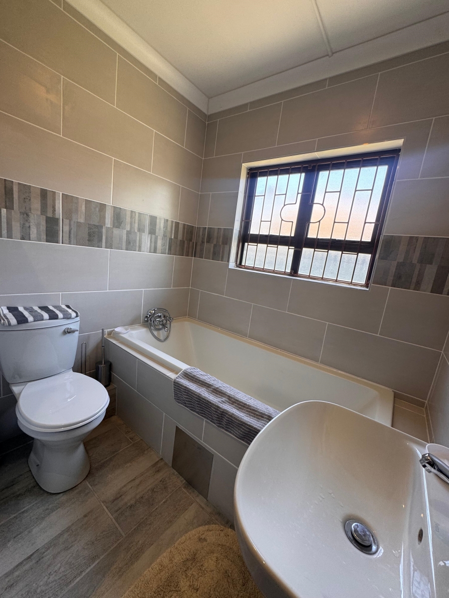 2 Bedroom Property for Sale in Strand South Western Cape